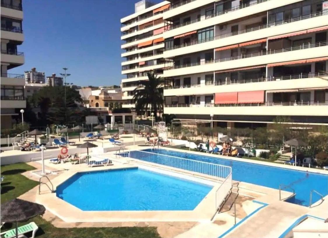 Central 2 Bed Apartment In La Nogalera Torremolinos Exterior foto